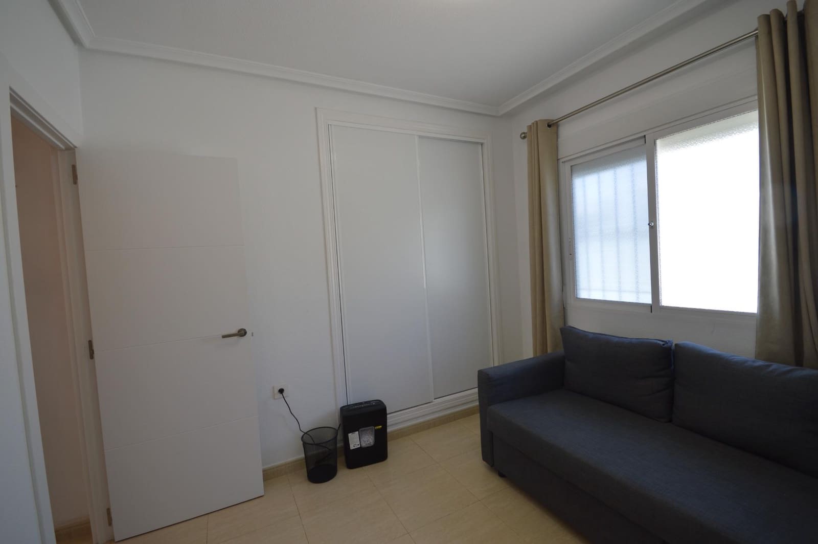 Chalet de 3 habitaciones en Los Montesinos en venta con piscina - 289.000 € (Ref: 9892516)