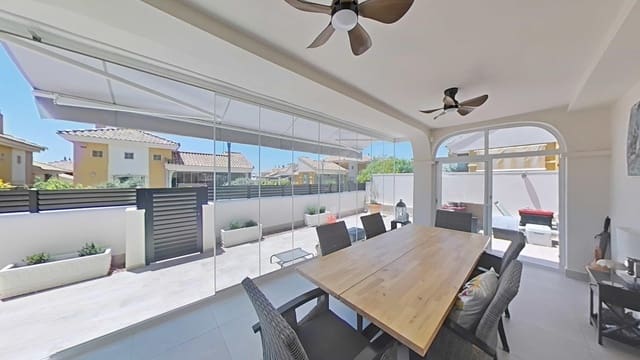 3 soveværelse Villa til salg i Los Montesinos med swimmingpool - € 289.000 (Ref: 9892516)