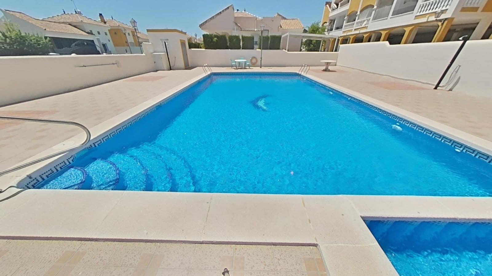Chalet de 3 habitaciones en Los Montesinos en venta con piscina - 289.000 € (Ref: 9892516)