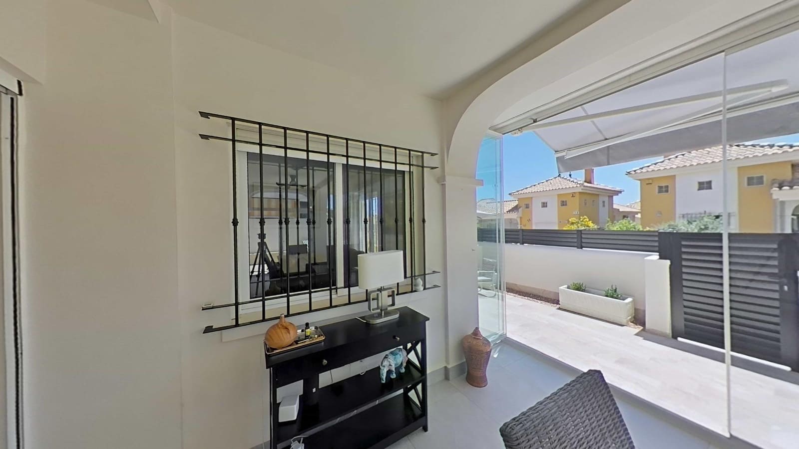 Chalet de 3 habitaciones en Los Montesinos en venta con piscina - 289.000 € (Ref: 9892516)
