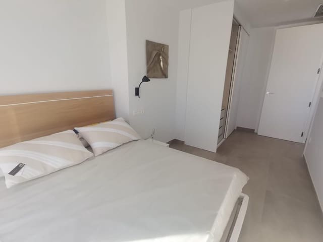 1 slaapkamer Penthouse te koop in Playa de los Locos, Torrevieja met zwembad - € 399.000 (Ref: 9929517)