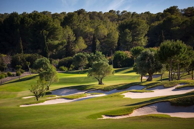 3 Zimmer Villa zu verkaufen in Las Colinas Golf, Orihuela - 2.490.000 € (Ref: 9949938)