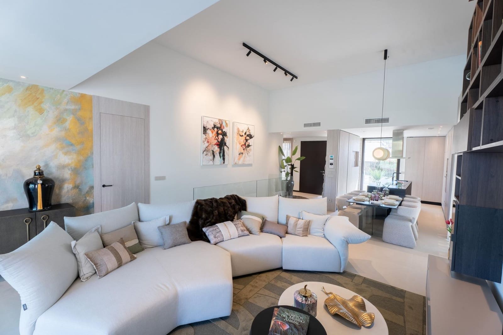 3 sypialnia Willa na sprzedaż w Algorfa z basenem garażem - 1 600 000 € (Ref: 9954354)