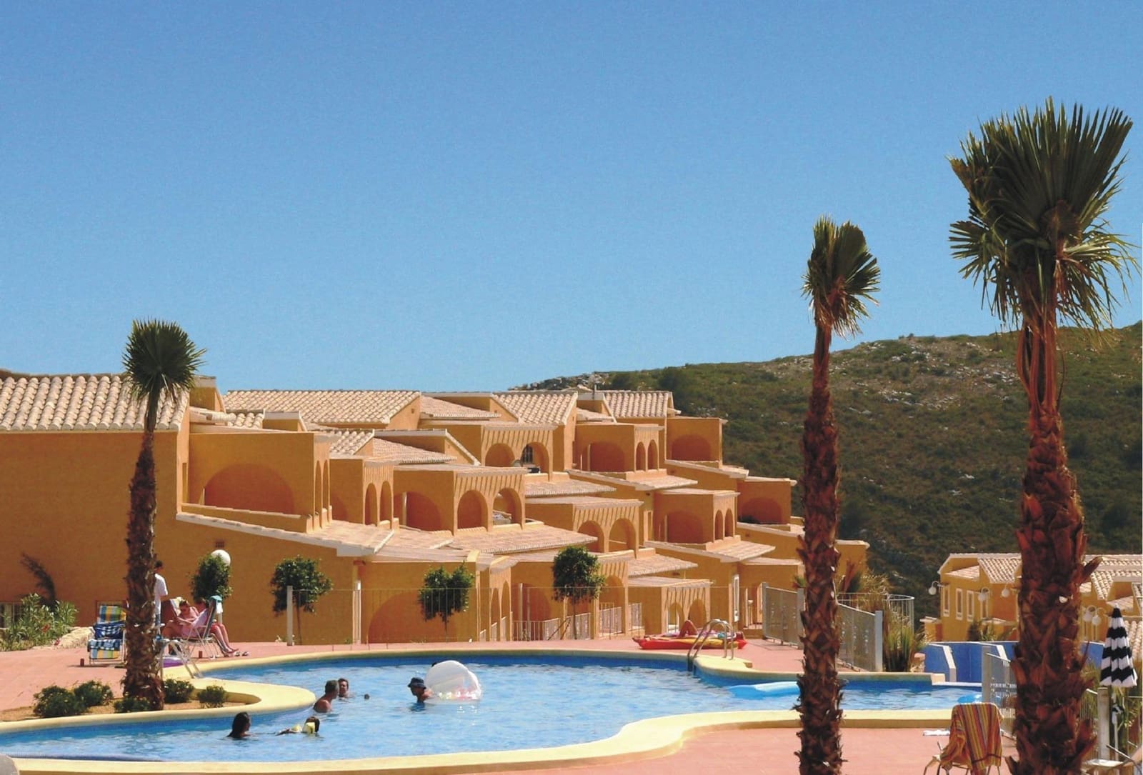 Apartamento de 3 habitaciones en Cumbre del Sol en venta con piscina - 593.000 € (Ref: 9975575)