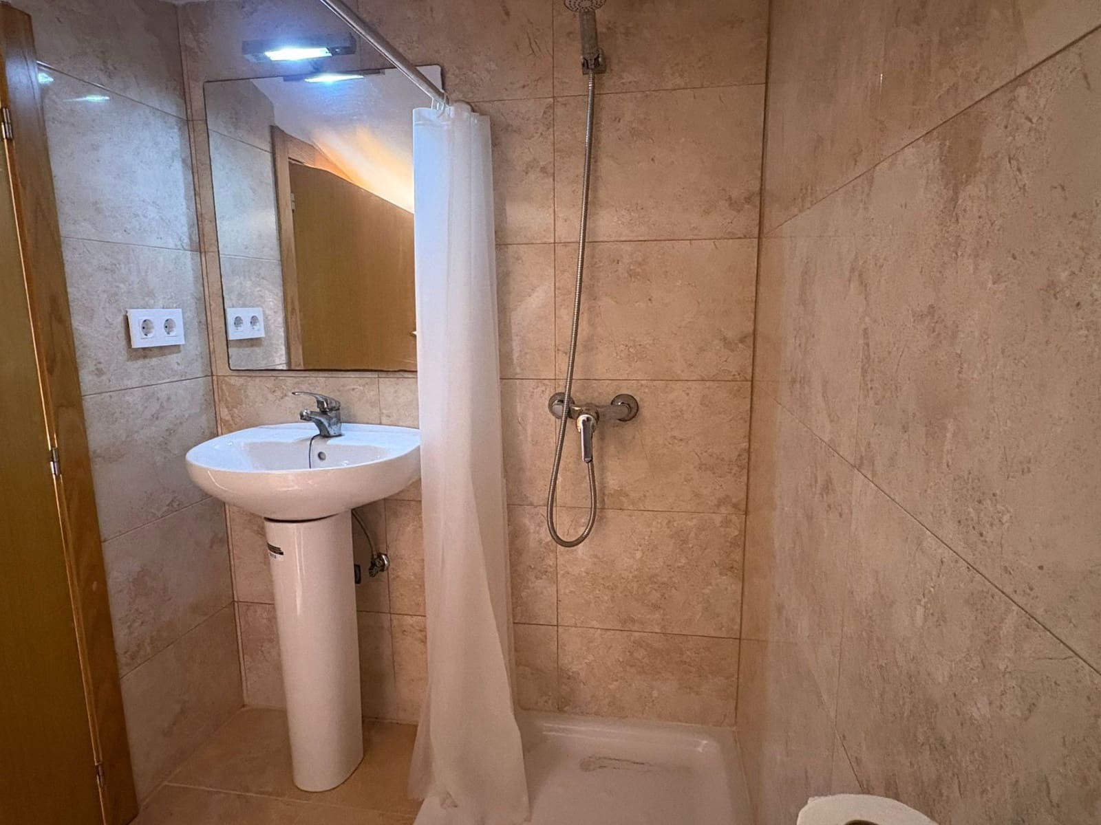 2 makuuhuone Paritalo myytävänä paikassa Lo Pagan - 85 000 € (Ref: 10044477)