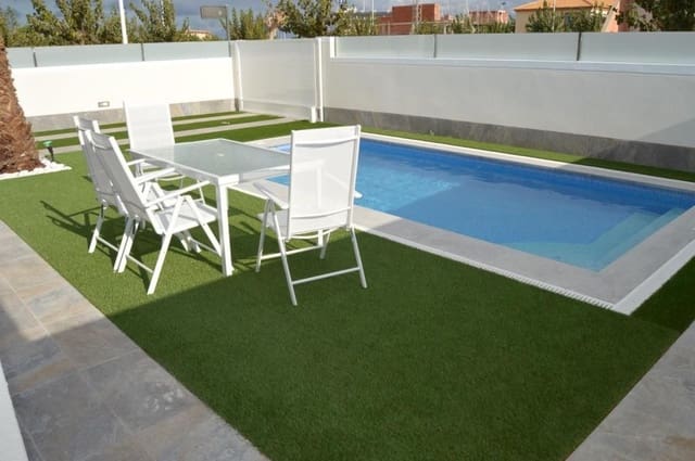 3 Zimmer Villa zu verkaufen in San Pedro del Pinatar mit Pool Garage - 375.000 € (Ref: 3287176)