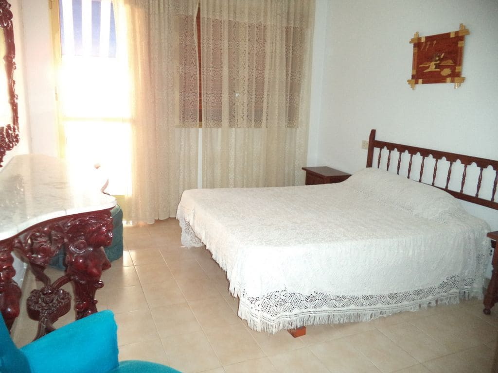 4 soverom Hus til salgs i Lo Pagan med garasje - € 157 500 (Ref: 3287177)