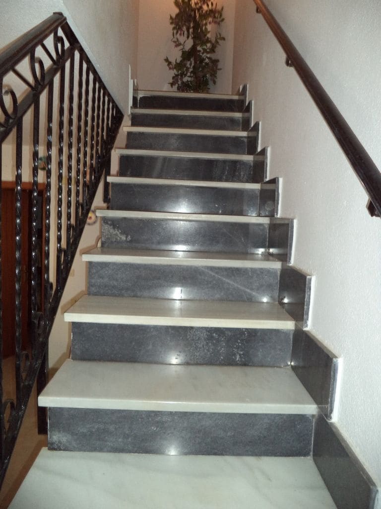 4 soverom Hus til salgs i Lo Pagan med garasje - € 157 500 (Ref: 3287177)