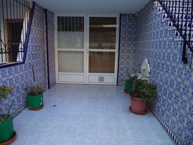 4 makuuhuone Omakotitalo myytävänä paikassa Lo Pagan, San Pedro del Pinatar mukana 
autotalli - 157 500 € (Ref: 3287177)