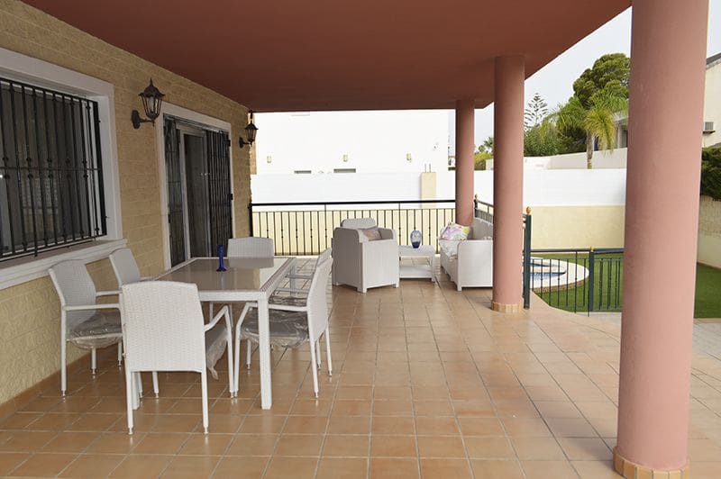 4 slaapkamer Villa te koop in Pilar de la Horadada met zwembad garage - € 699.000 (Ref: 3287278)