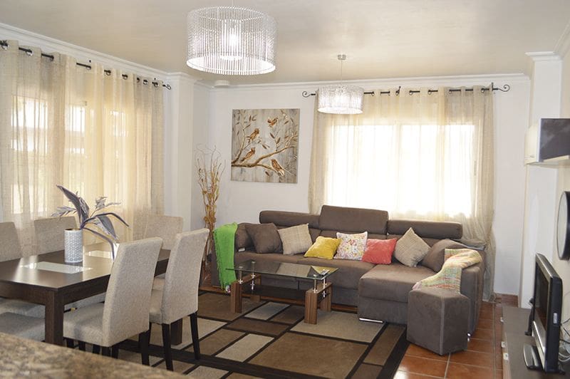 4 slaapkamer Villa te koop in Pilar de la Horadada met zwembad garage - € 699.000 (Ref: 3287278)