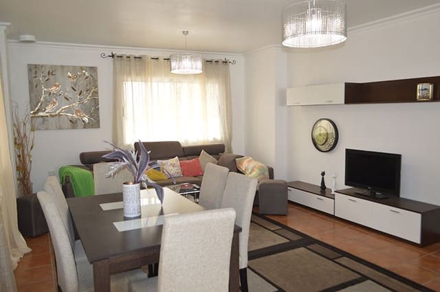 4 quarto Moradia para venda em Mil Palmeras, Pilar de la Horadada com piscina garagem - 699 000 € (Ref: 3287278)