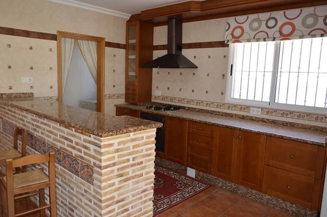4 quarto Moradia para venda em Mil Palmeras, Pilar de la Horadada com piscina garagem - 699 000 € (Ref: 3287278)