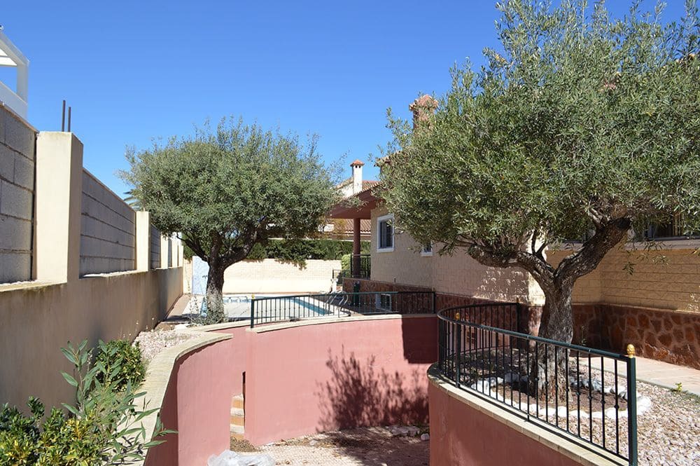 4 slaapkamer Villa te koop in Pilar de la Horadada met zwembad garage - € 699.000 (Ref: 3287278)