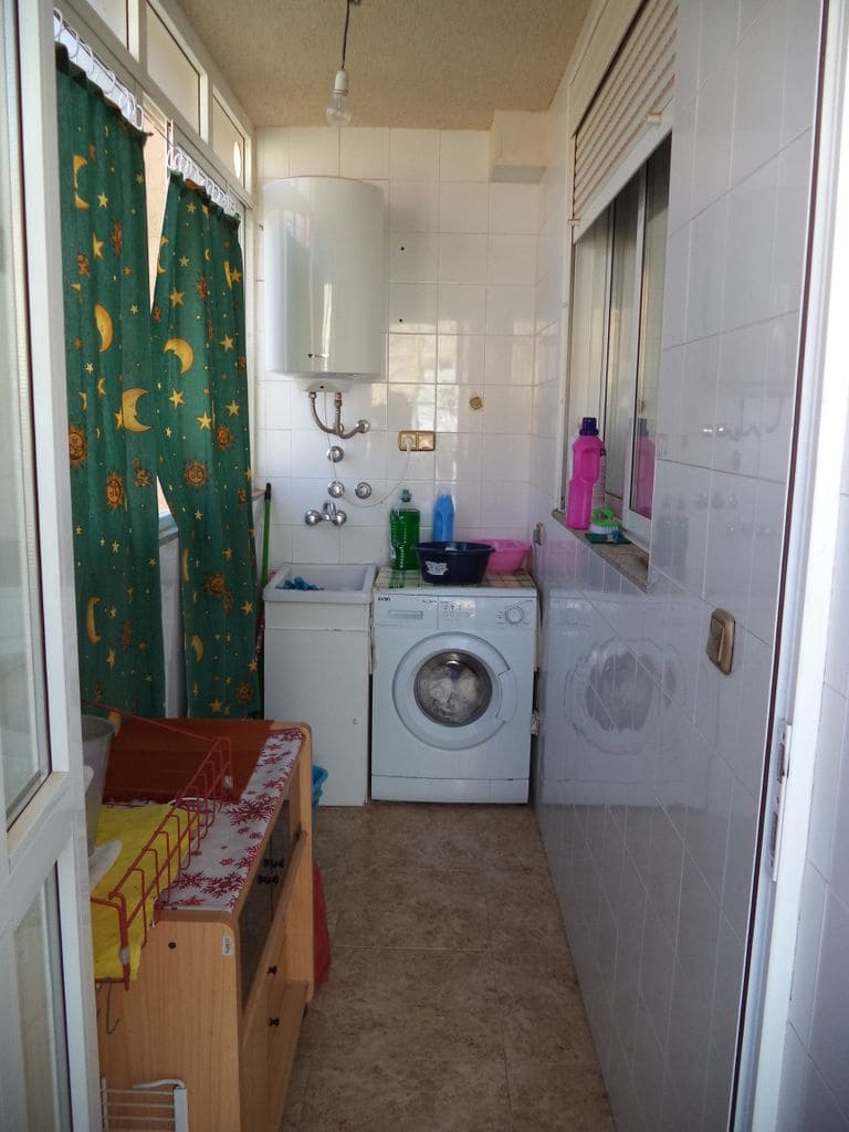 9 makuuhuone Omakotitalo myytävänä paikassa San Pedro del Pinatar mukana 
autotalli - 480 000 € (Ref: 3287430)