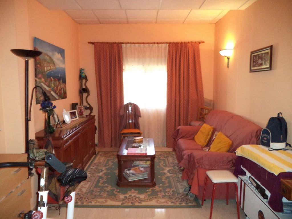 9 makuuhuone Omakotitalo myytävänä paikassa San Pedro del Pinatar mukana 
autotalli - 480 000 € (Ref: 3287430)