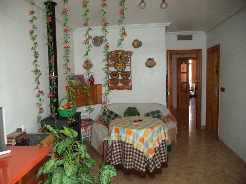 9 makuuhuone Omakotitalo myytävänä paikassa San Pedro del Pinatar mukana 
autotalli - 480 000 € (Ref: 3287430)