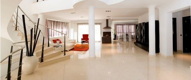 5 quarto Moradia para venda em Cabo Roig, Orihuela com piscina garagem - 1 995 000 € (Ref: 3287478)