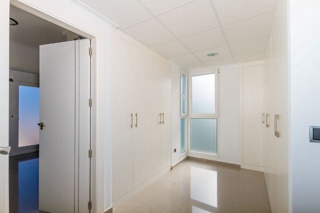 4 soverom Villa til salgs i Cabo Roig med svømmebasseng garasje - € 2 450 000 (Ref: 3287479)