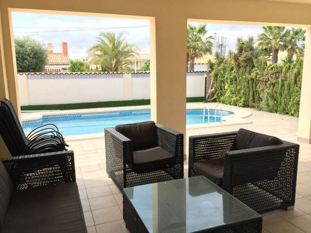 4 slaapkamer Villa te koop in Cabo Roig, Orihuela met zwembad garage - € 1.090.000 (Ref: 3287509)