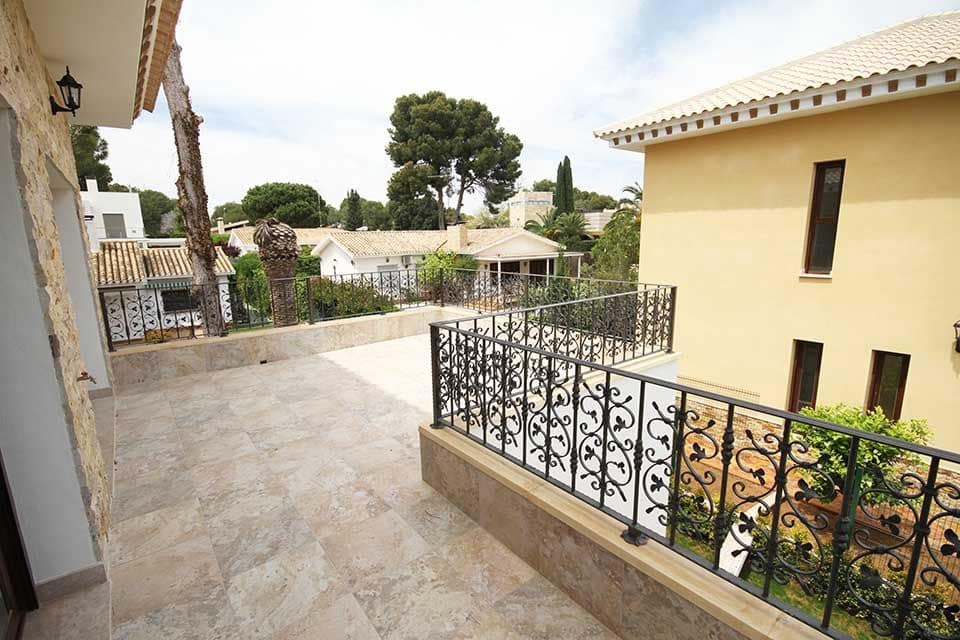 3 bedroom Villa for sale in Dehesa de Campoamor - € 975,000 (Ref: 4363117)