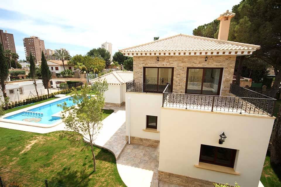 3 bedroom Villa for sale in Dehesa de Campoamor - € 975,000 (Ref: 4363117)