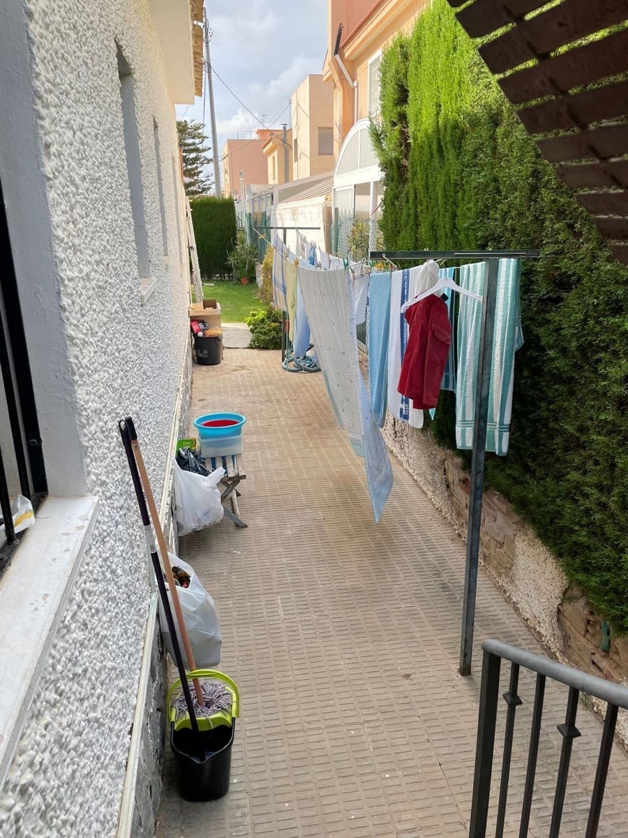 3 makuuhuone Huvila myytävänä paikassa Lo Pagan mukana uima-altaan 
autotalli - 475 000 € (Ref: 7283903)