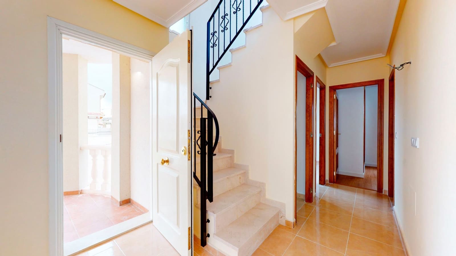 3 sypialnia Willa na sprzedaż w San Miguel de Salinas z basenem garażem - 226 000 € (Ref: 7283904)