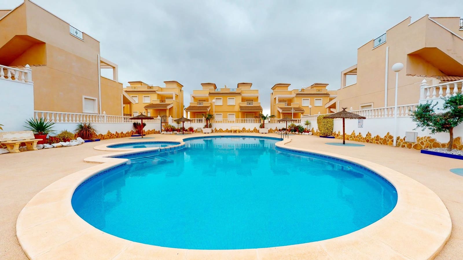 3 sypialnia Willa na sprzedaż w San Miguel de Salinas z basenem garażem - 226 000 € (Ref: 7283904)