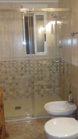 Ático de 3 habitaciones en Pilar de la Horadada ciudad, Pilar de la Horadada en alquiler con garaje - 720 € (Ref: 8008943)