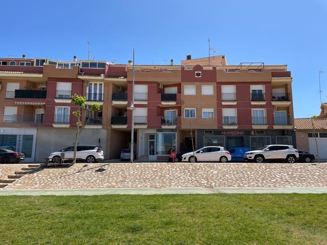 Ático de 3 habitaciones en Pilar de la Horadada ciudad, Pilar de la Horadada en alquiler con garaje - 720 € (Ref: 8008943)