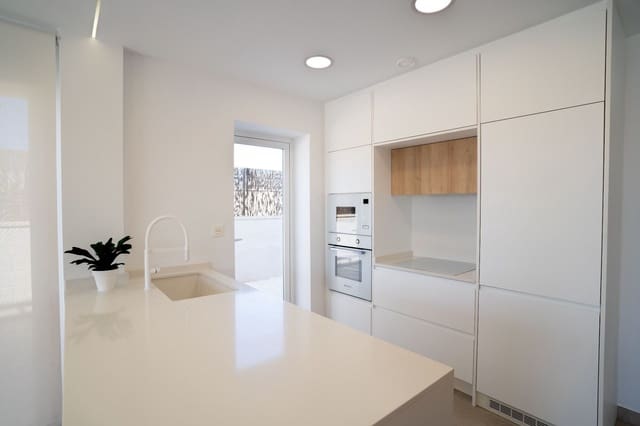 3 camera da letto Villa in vendita in Pilar de la Horadada con piscina garage - 469.000 € (Rif: 8182505)