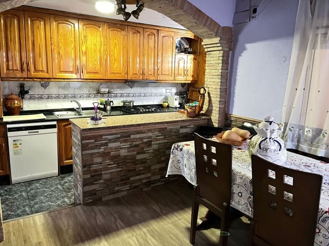 4 soveværelse Bungalow til salg i San Pedro del Pinatar med garage - € 237.000 (Ref: 8219914)