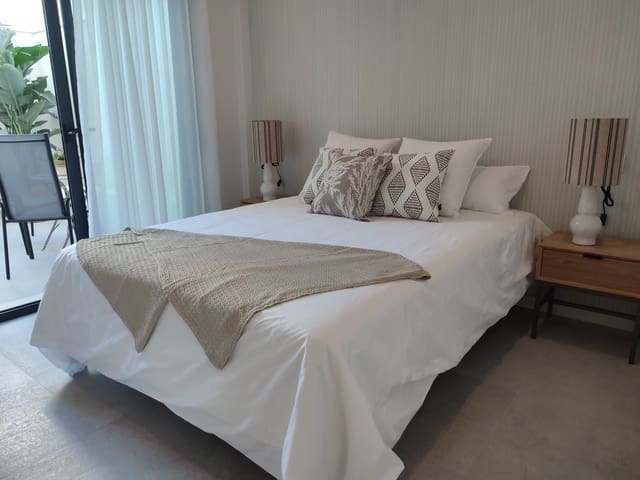 2 Zimmer Bungalow zu verkaufen in Pilar de la Horadada mit Pool Garage - 264.900 € (Ref: 8420993)