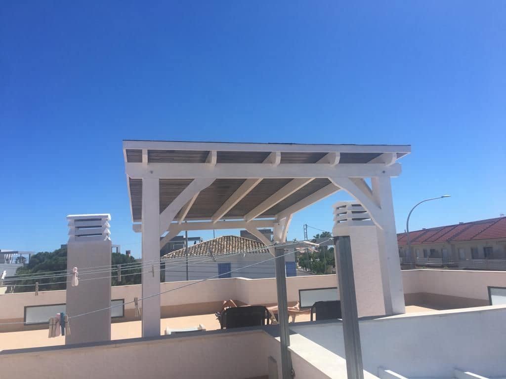 4 Zimmer Villa zu verkaufen in Torre de la Horadada mit Pool Garage - 598.000 € (Ref: 8703653)