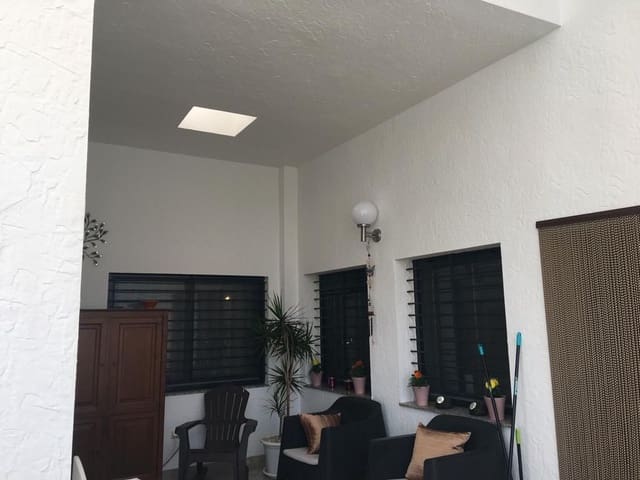 4 Zimmer Villa zu verkaufen in Torre de la Horadada, Pilar de la Horadada mit Pool Garage - 598.000 € (Ref: 8703653)