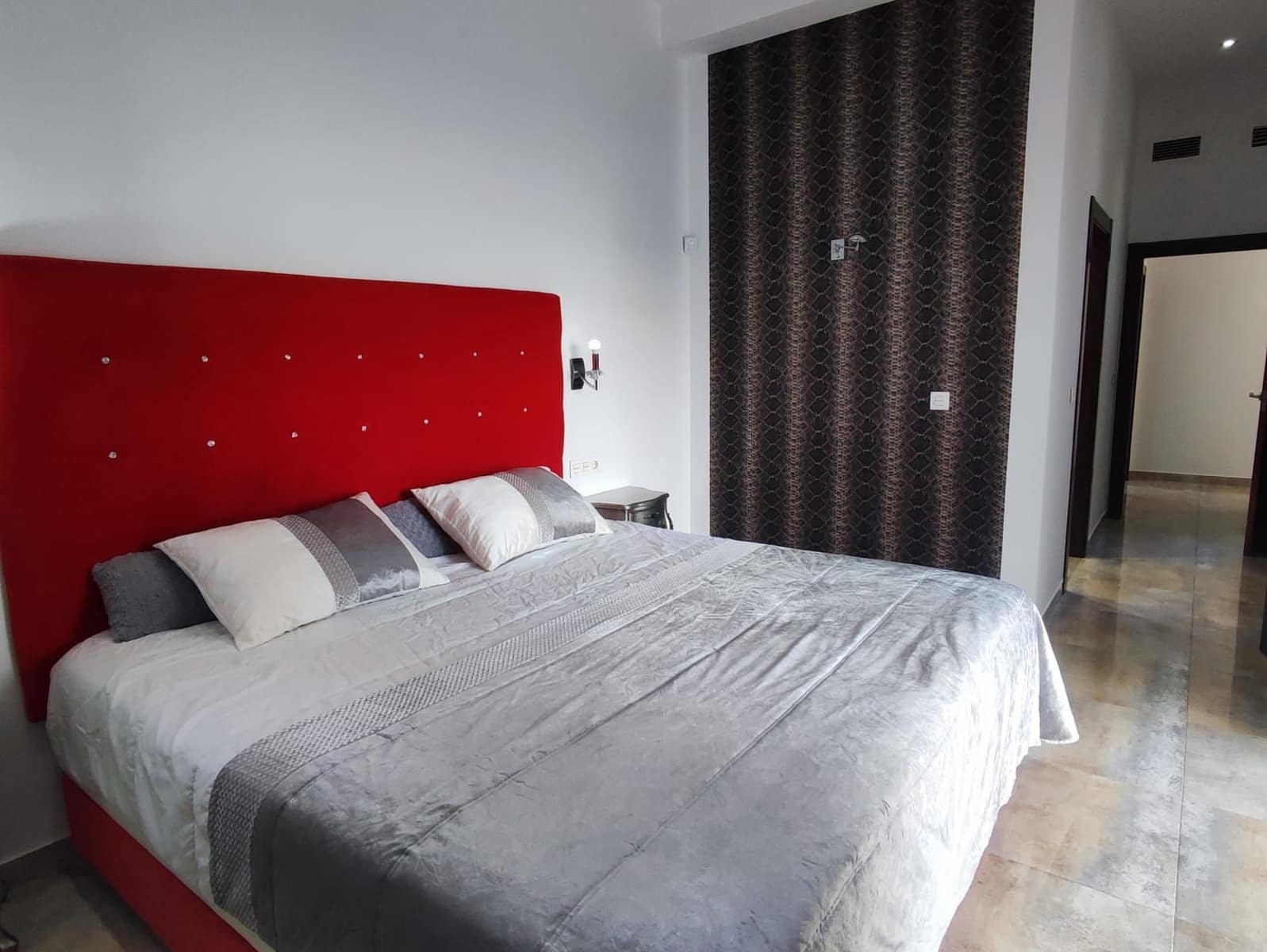 4 Zimmer Villa zu verkaufen in Torre de la Horadada mit Pool Garage - 598.000 € (Ref: 8703653)