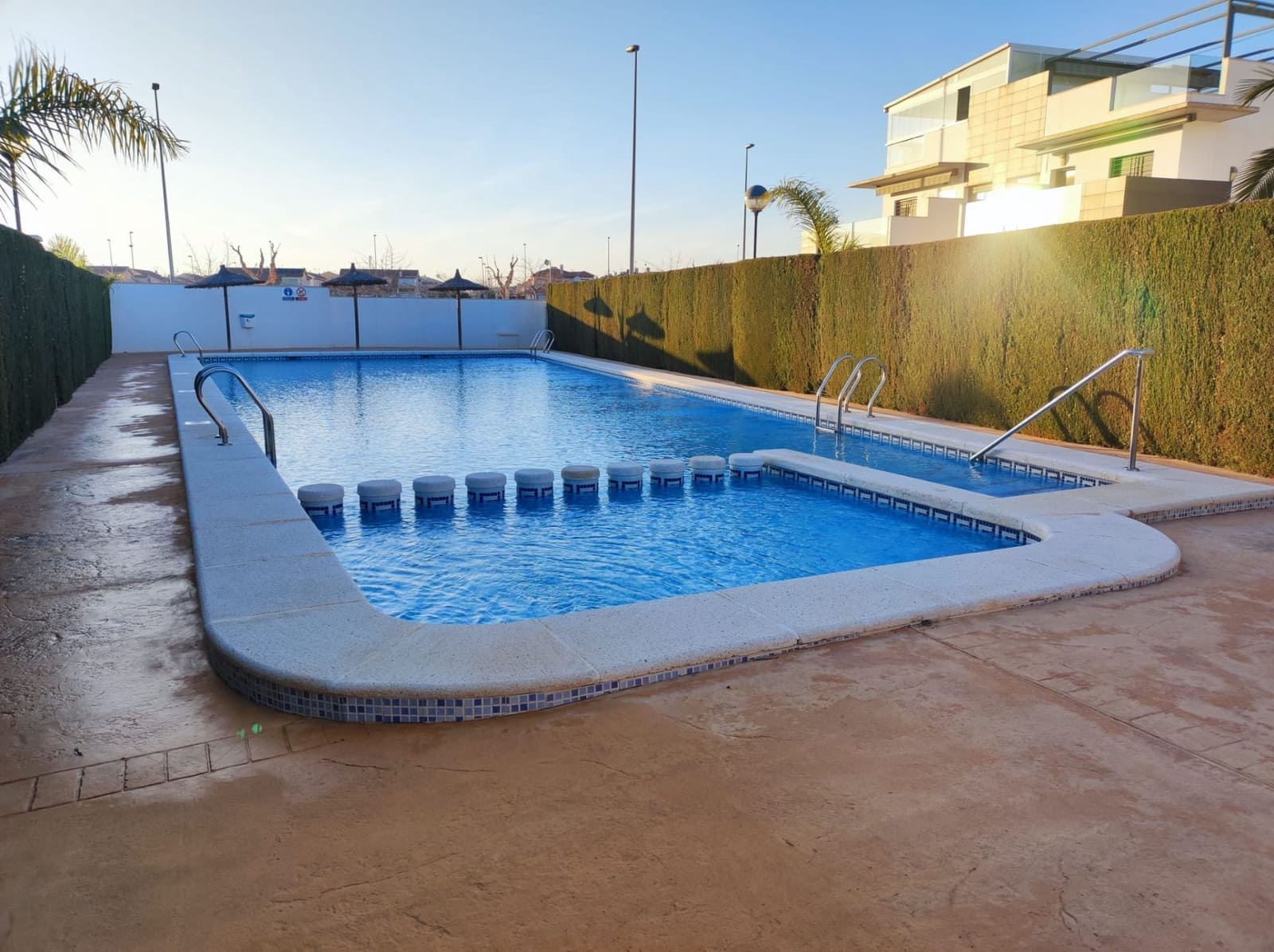 3 soveværelse Semi-Rækkehus til salg i Torre de la Horadada med swimmingpool - € 430.000 (Ref: 8805826)