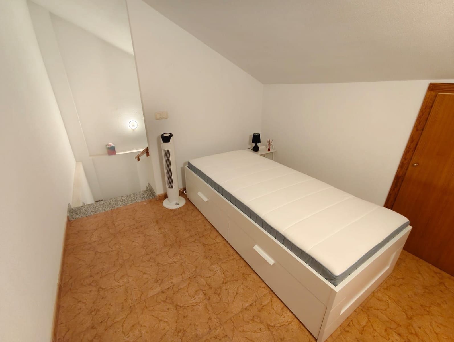 3 soveværelse Byhus til leje i Lo Pagan - € 790 (Ref: 8862403)