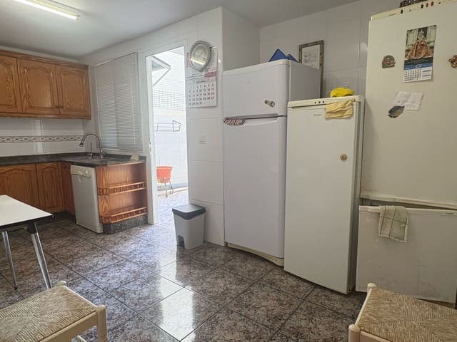 6 quarto Moradia Geminada para venda em Torre de la Horadada, Pilar de la Horadada com garagem - 335 000 € (Ref: 8901958)