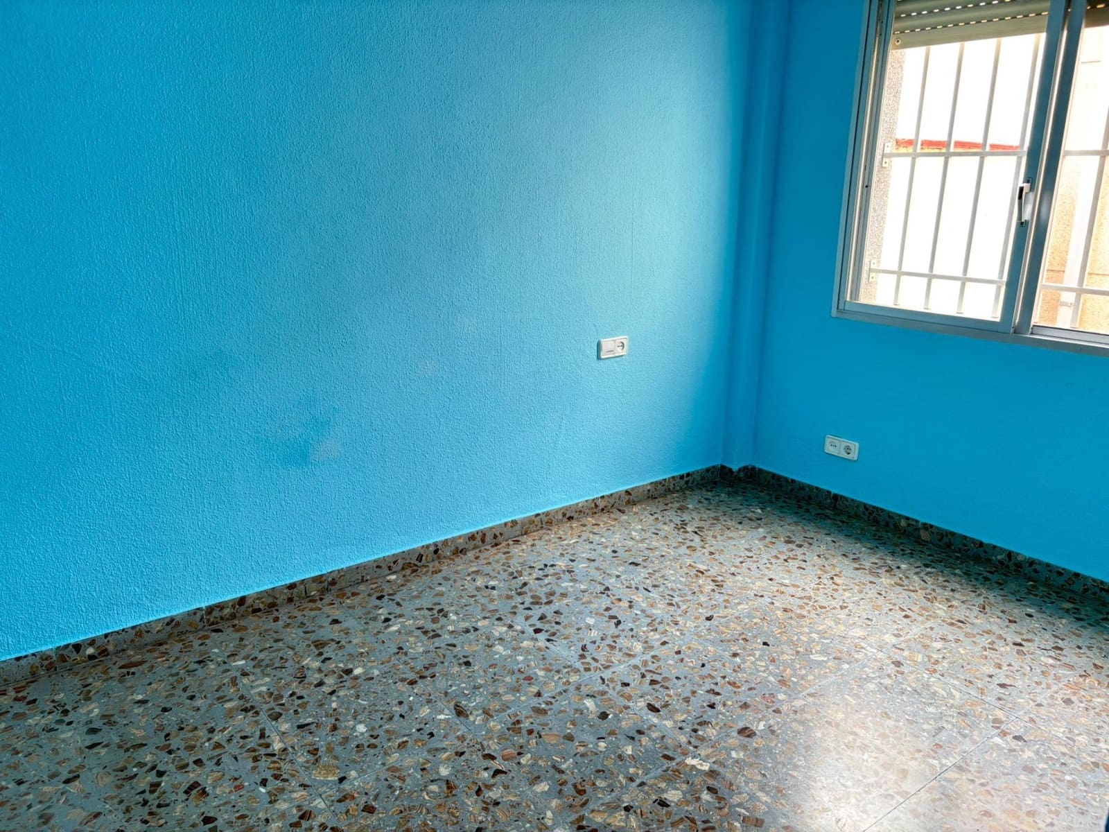 4 soverom Kjedet enebolig til salgs i San Pedro del Pinatar med garasje - € 235 000 (Ref: 9000909)