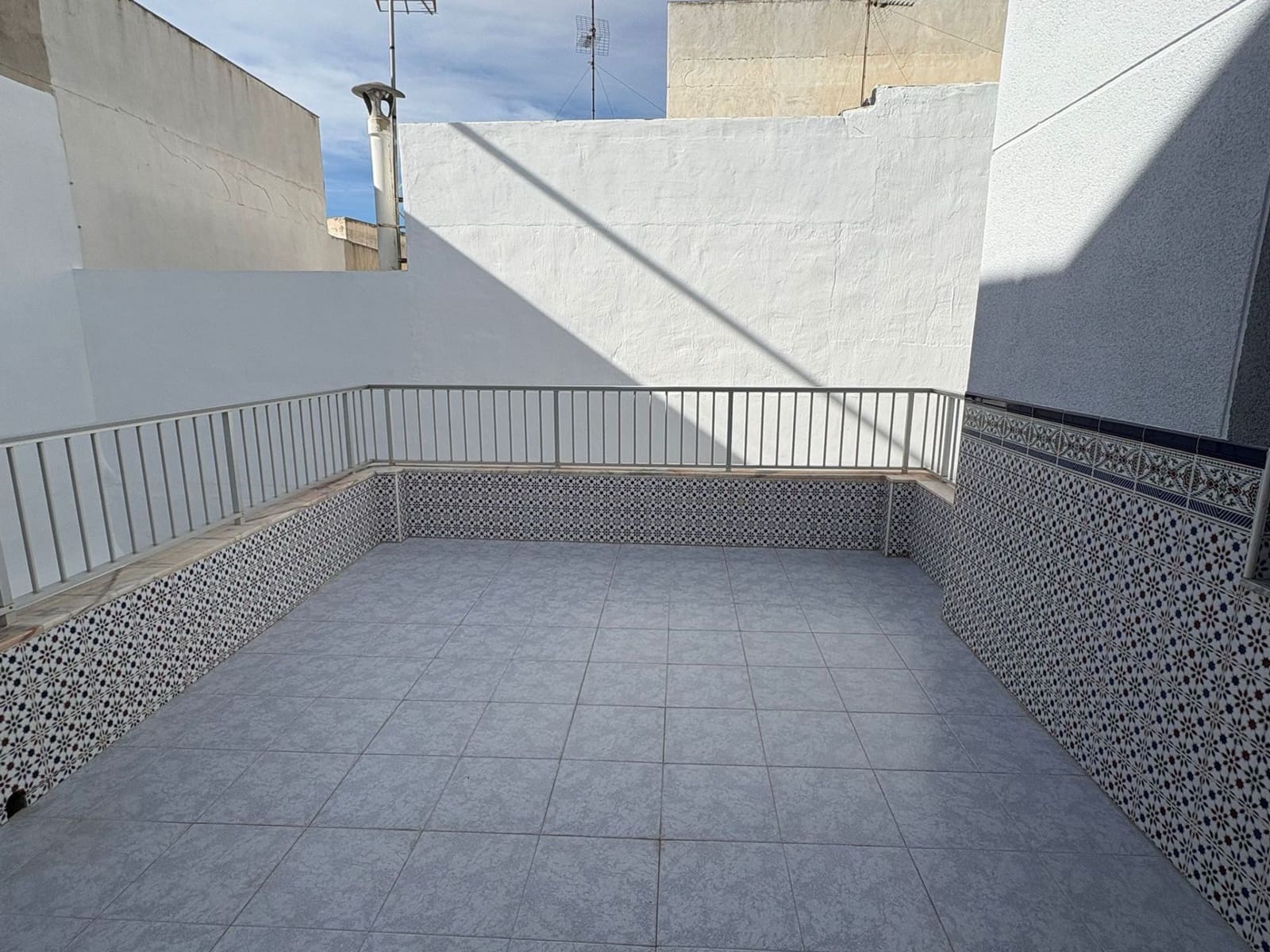 4 soveværelse Semi-Rækkehus til salg i San Pedro del Pinatar med garage - € 260.000 (Ref: 9000909)