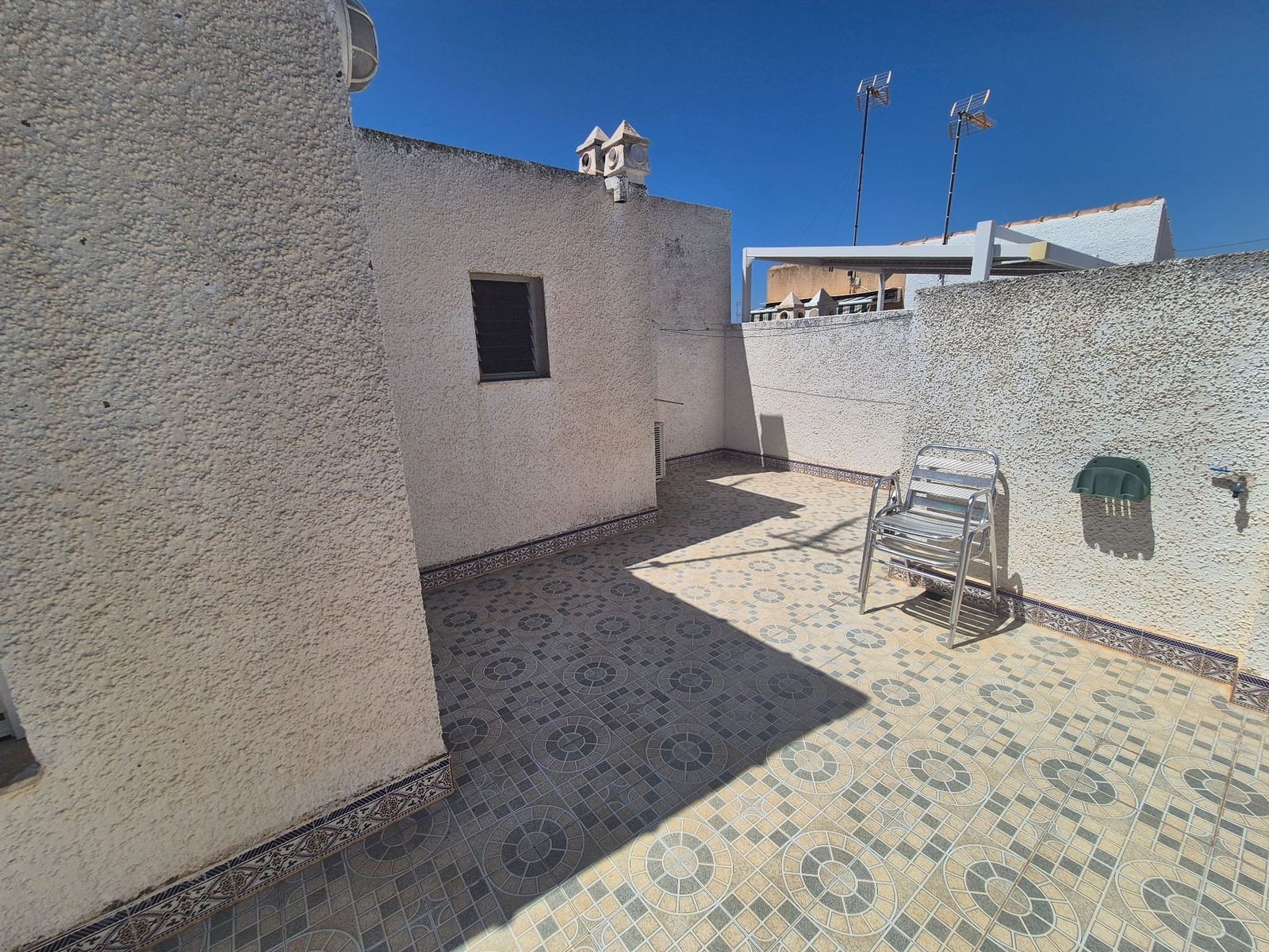 3 soverom Kjedet enebolig til salgs i Lo Pagan med garasje - € 155 000 (Ref: 9151729)