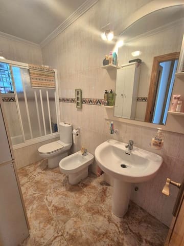 3 slaapkamer Halfvrijstaande villa te koop in Lo Pagan, San Pedro del Pinatar met garage - € 155.000 (Ref: 9151729)