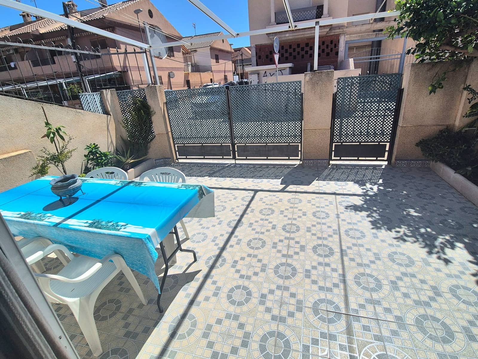 3 soverom Kjedet enebolig til salgs i Lo Pagan med garasje - € 155 000 (Ref: 9151729)