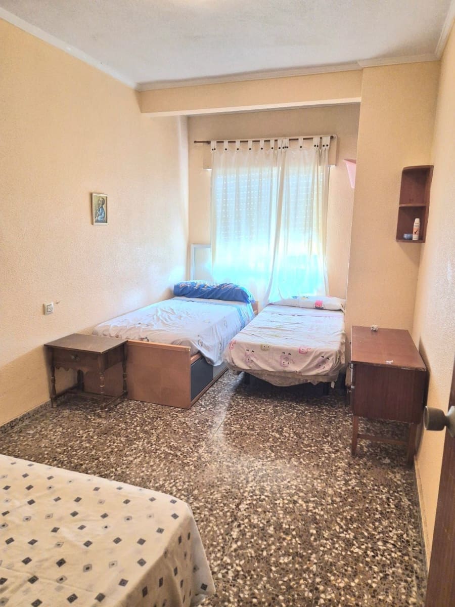 4 slaapkamer Flat te koop in Lo Pagan - € 210.000 (Ref: 9183306)