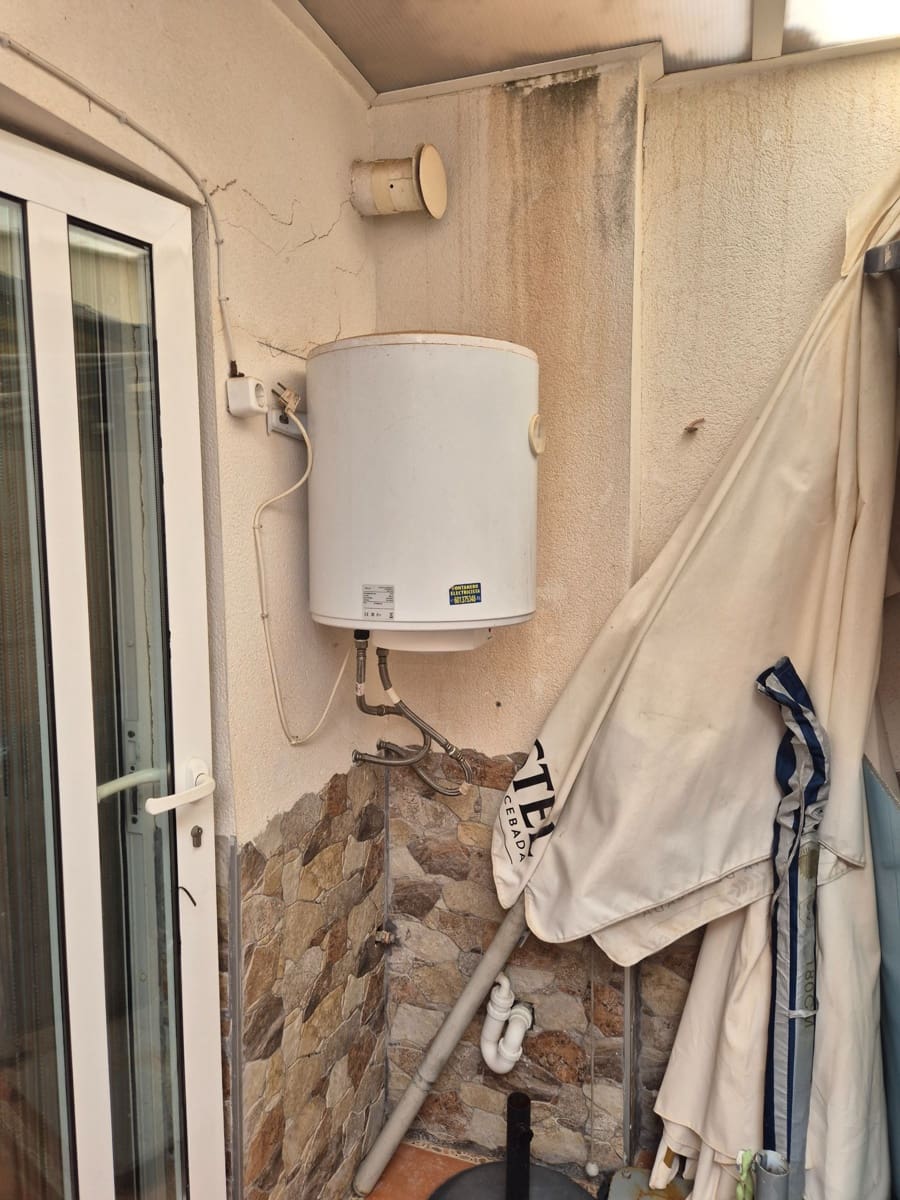 2 slaapkamer Halfvrijstaande villa te koop in Lo Pagan - € 130.000 (Ref: 9193549)