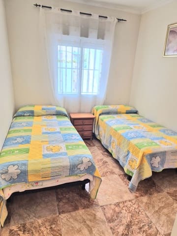 2 slaapkamer Halfvrijstaande villa te koop in Lo Pagan, San Pedro del Pinatar - € 130.000 (Ref: 9193549)