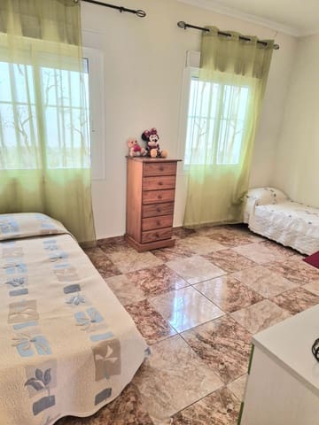 2 slaapkamer Halfvrijstaande villa te koop in Lo Pagan, San Pedro del Pinatar - € 130.000 (Ref: 9193549)