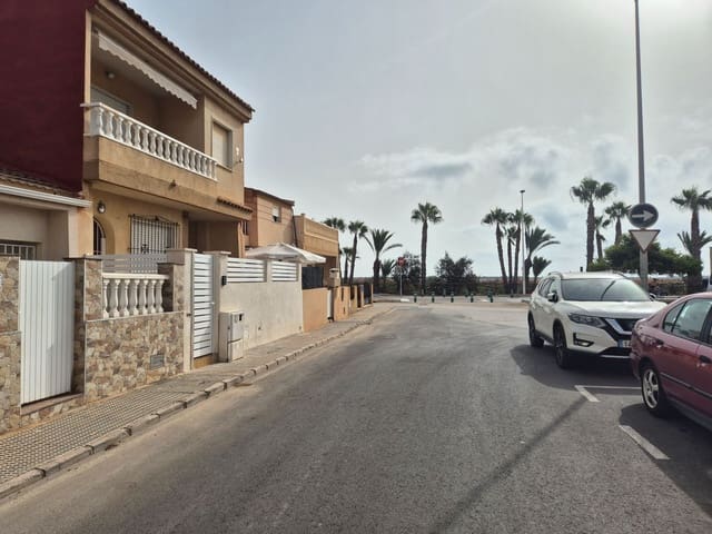 2 slaapkamer Halfvrijstaande villa te koop in Lo Pagan, San Pedro del Pinatar - € 130.000 (Ref: 9193549)